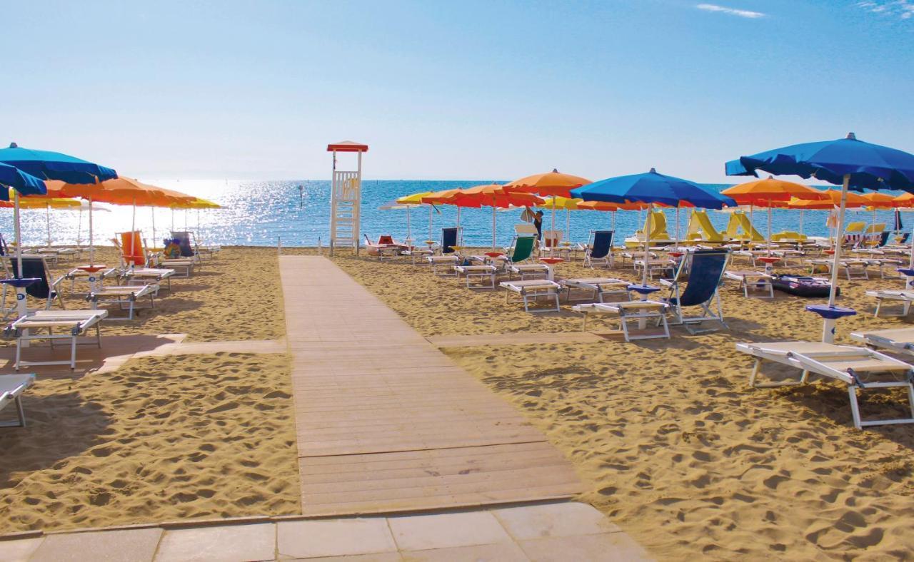 Apartamento Lucerna Lignano Sabbiadoro Exterior foto
