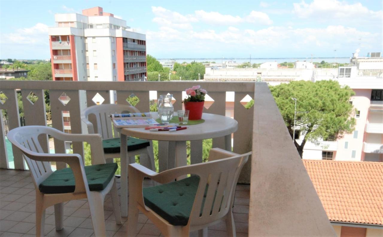 Apartamento Lucerna Lignano Sabbiadoro Exterior foto