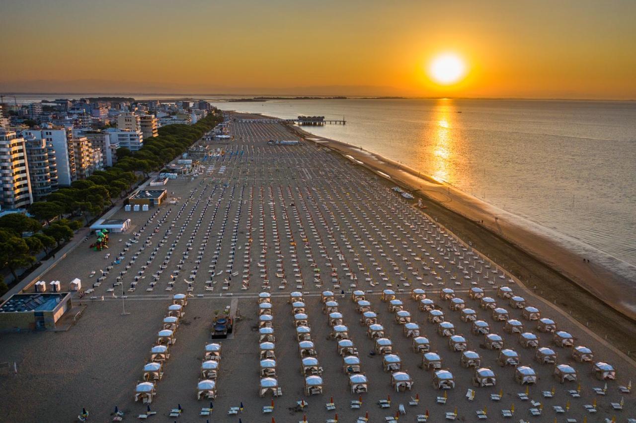 Apartamento Lucerna Lignano Sabbiadoro Exterior foto